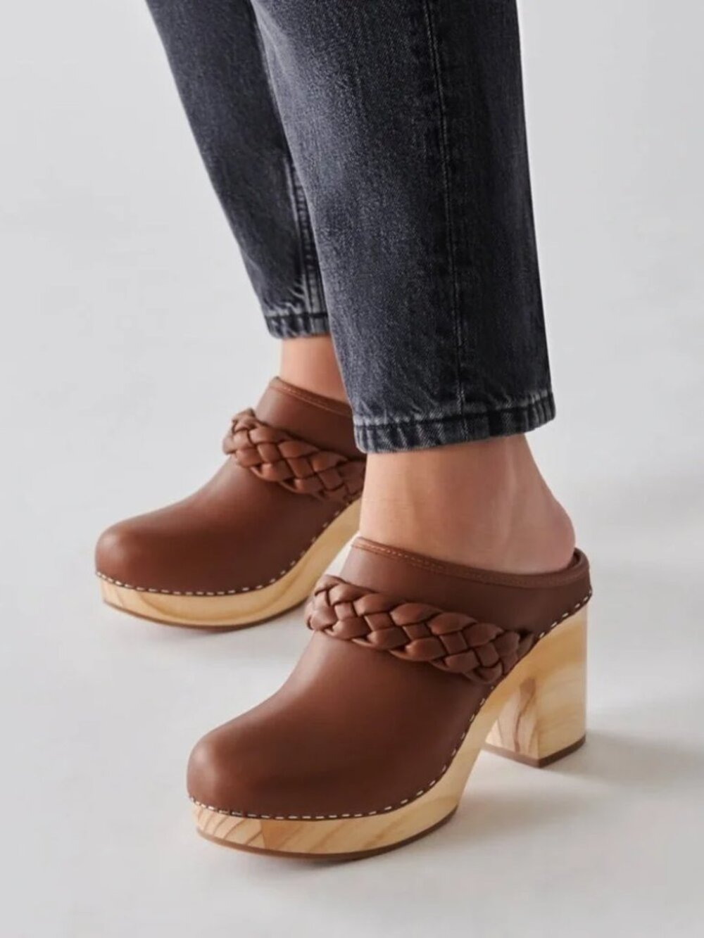 Dolce Vita Hila Braided Saddle Leather Wood Platform Clog Mules Heels 7 EUC